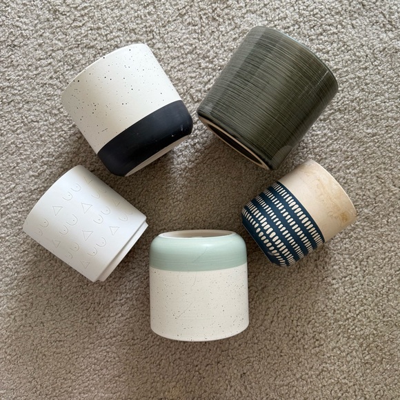 Set of 5 Ceramic Planters in Neutral Tones - Picture 1 of 4